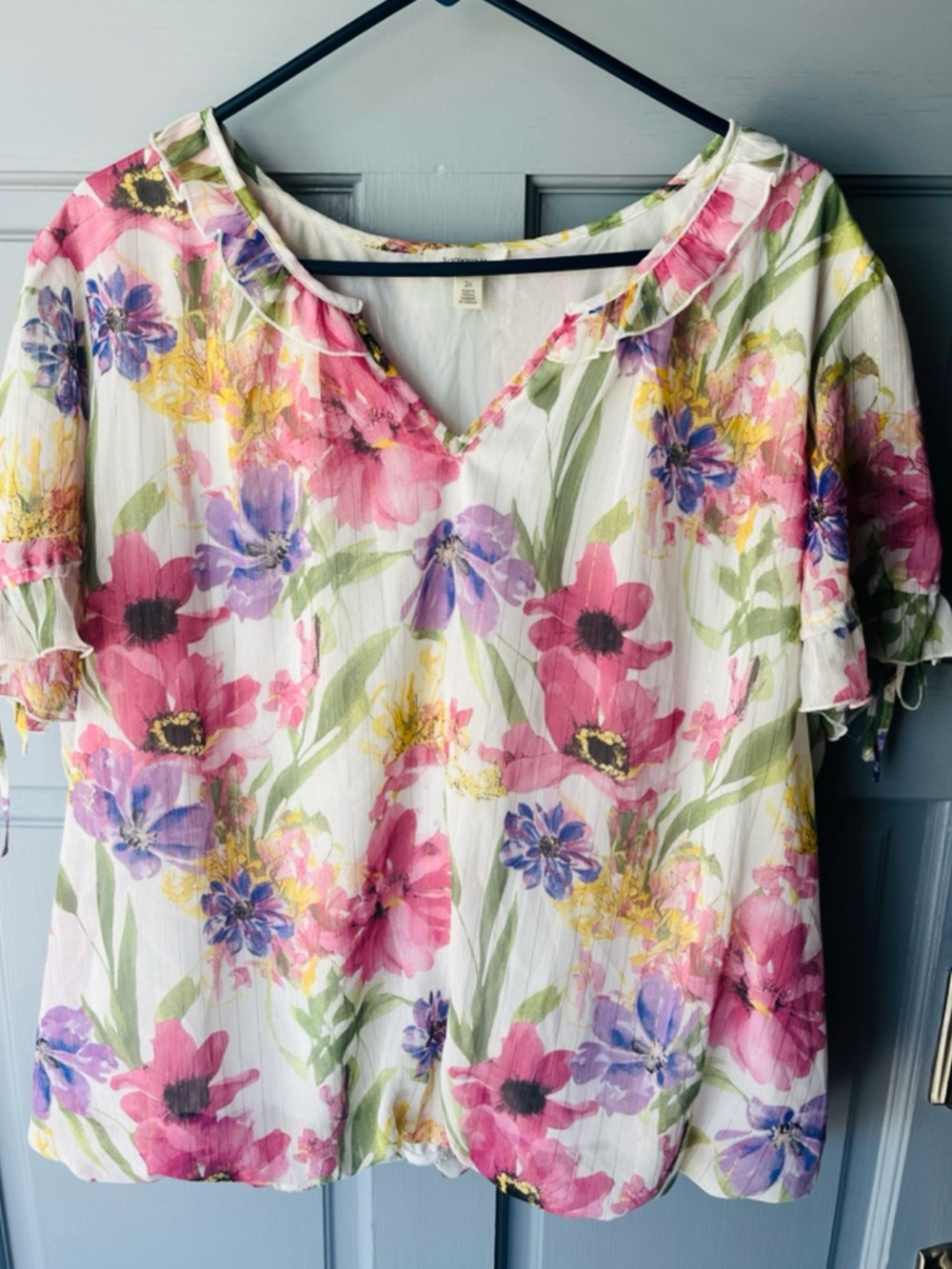Tamara H. Floral V-Neck Chiffon Plus Size Blouse White Pink Purple Women’s Sz 2X